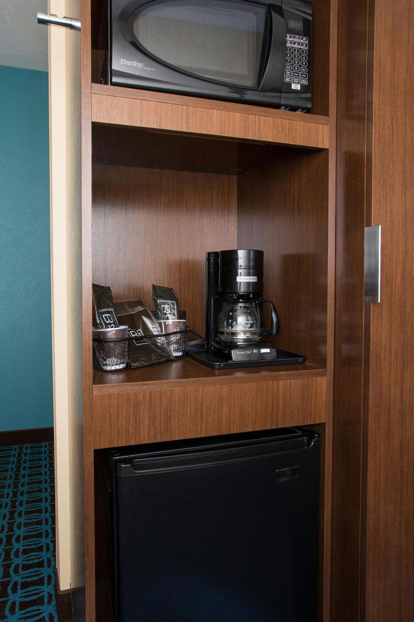 Fairfield & Hotel 3*
